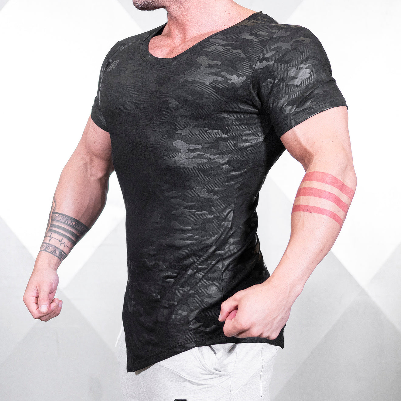 Body Engineers Tシャツ プロメテウス / ブラックカモフラージュ 2枚目の画像