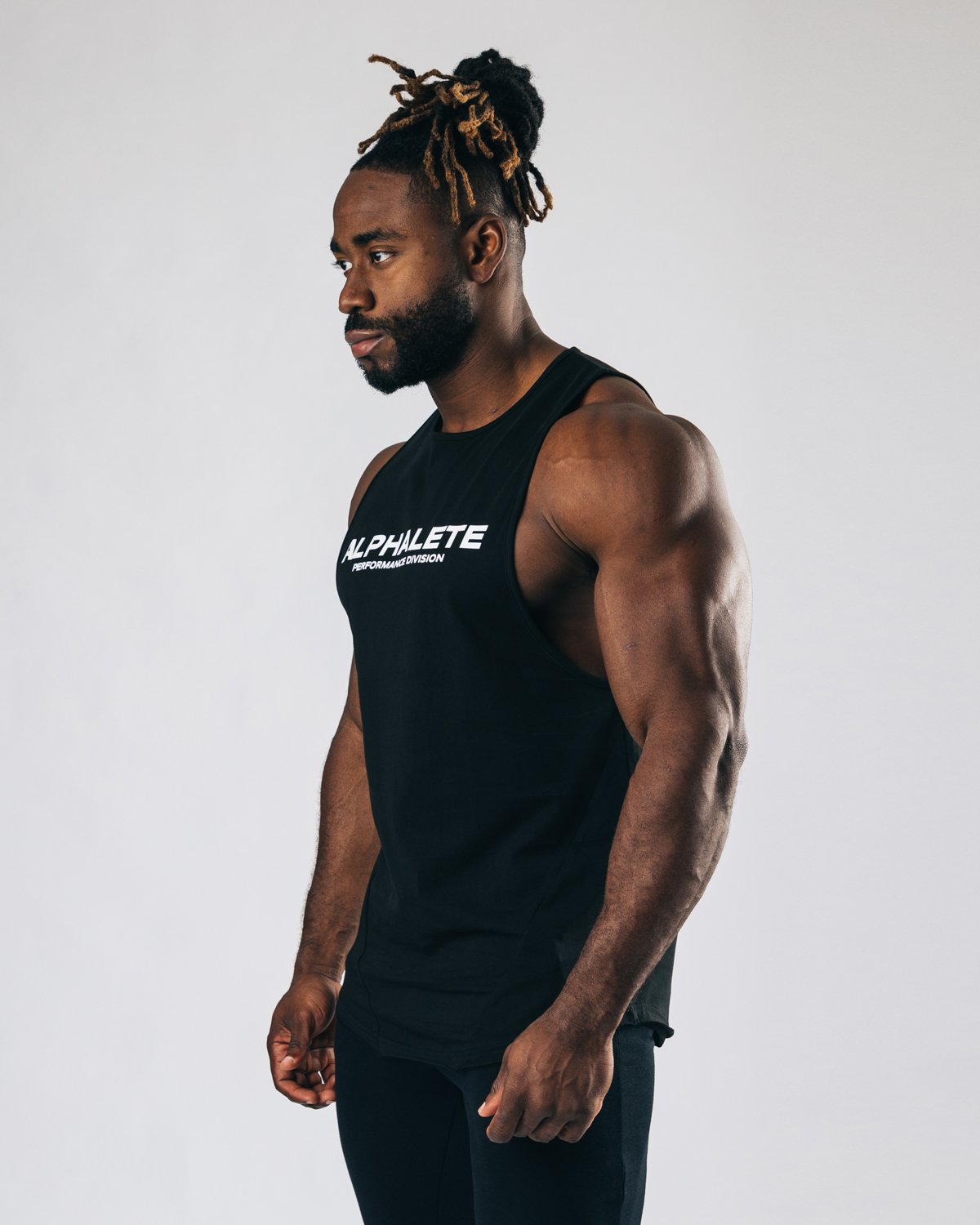 ALPHALETE Tシャツ パフォーマンス カットオフ / ブラック 3枚目の画像