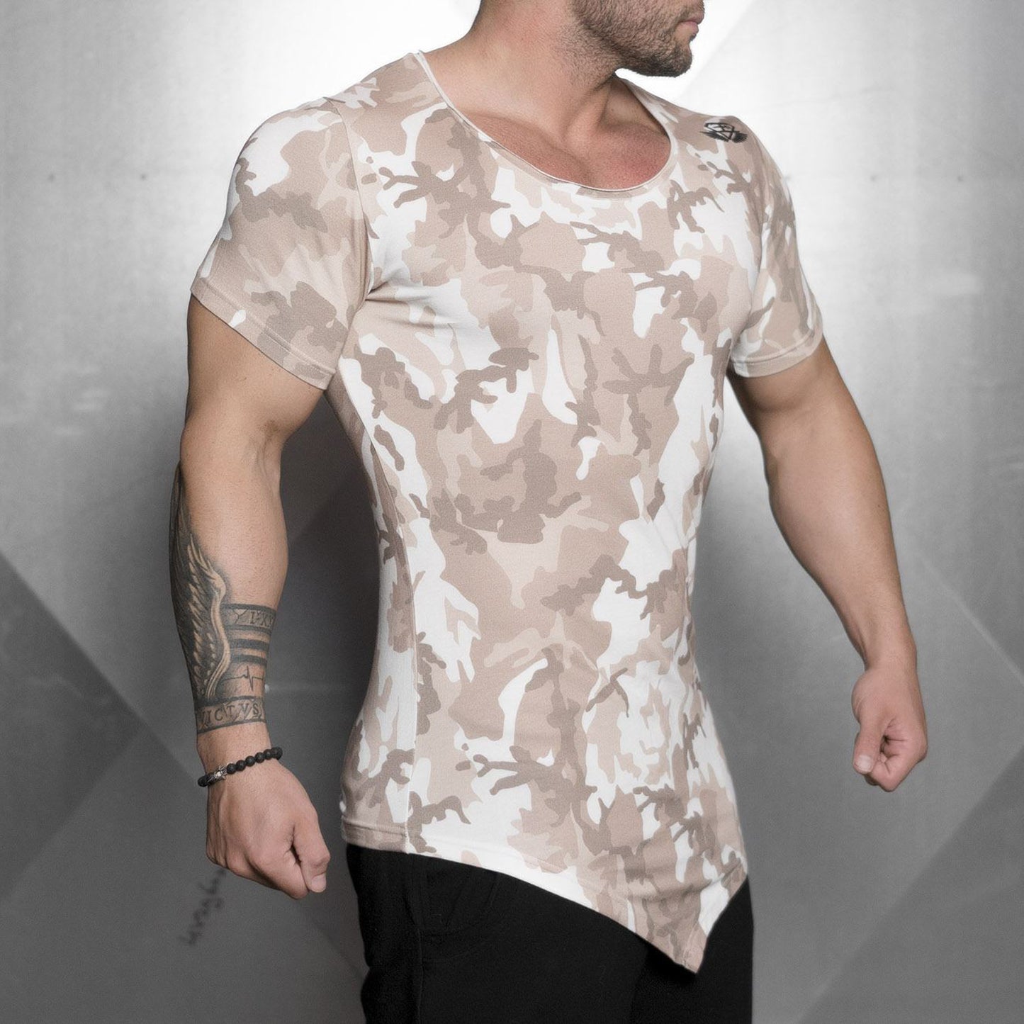 Body Engineers(ボディエンジニア) Tシャツ