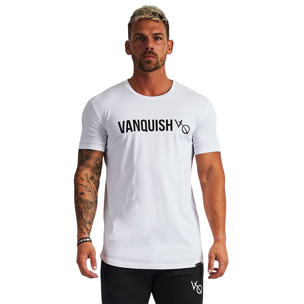 VANQUISH(ヴァンキッシュ) Tシャツ