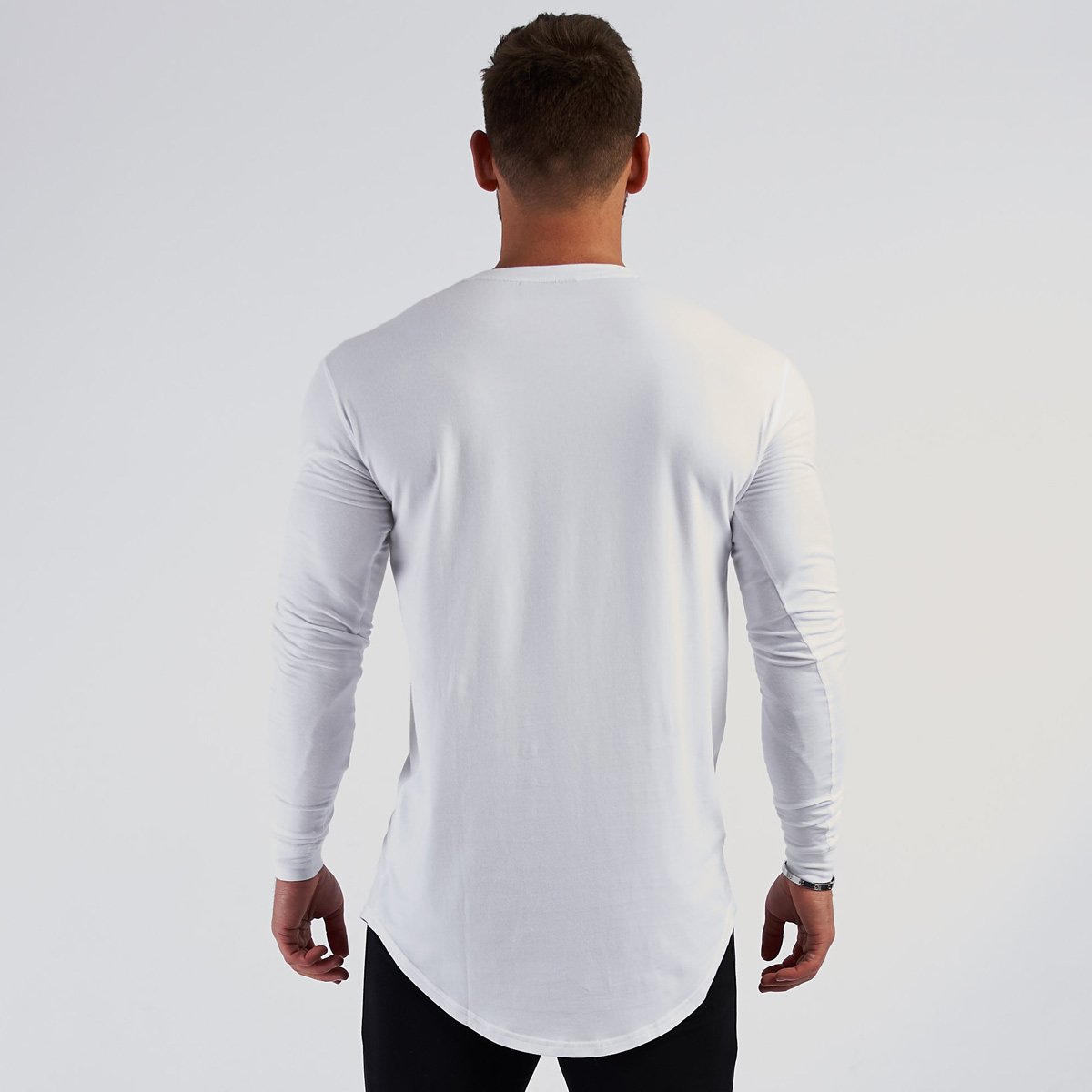 VANQUISH(ヴァンキッシュ) Tシャツ