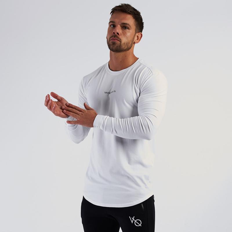VANQUISH(ヴァンキッシュ) Tシャツ